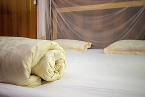 Hibis Hotel