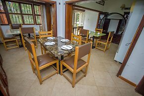 Hibis Hotel