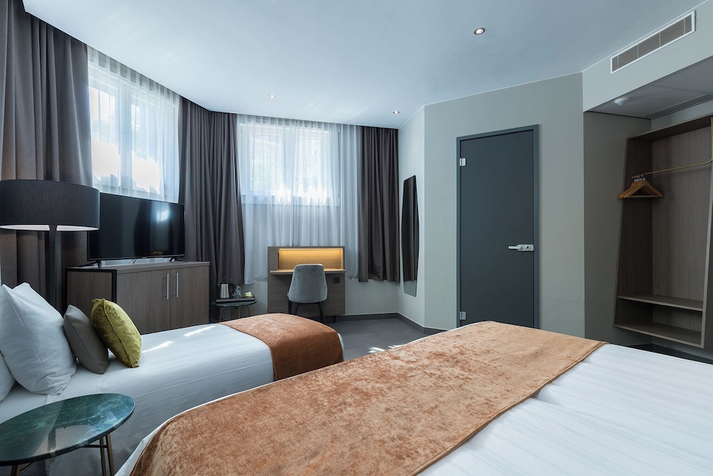 Leonardo Hotel Amsterdam Museum Quarter