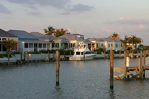 The Sandpiper Inn & Cottages