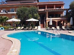 Aloni Hotel