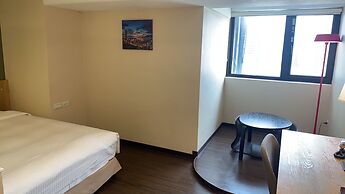 Eastin Taipei Hotel