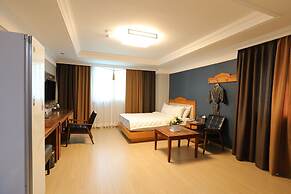Empire Tourist Hotel