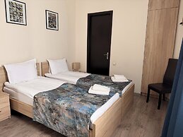 Liva Hotel