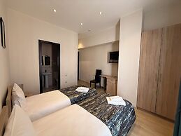 Liva Hotel