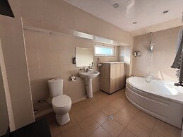 Liva Hotel