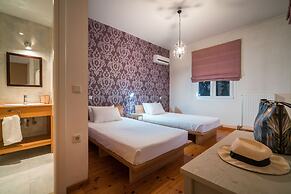 Nina Residence