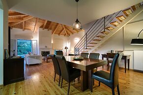 Nina Residence