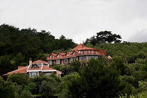 Aeneas Hotel