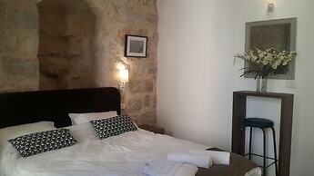 Malka Hotel