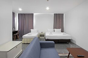 Pula Silom
