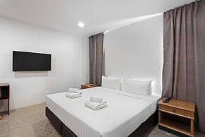 Pula Silom