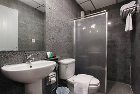 Pula Silom