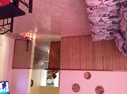 Chiloto Guest House