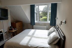 Abinger Guest House