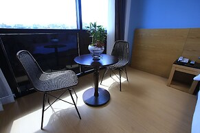 Line Hotel