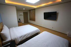 Line Hotel