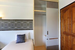 V Place Residence