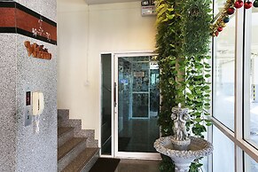 V Place Residence