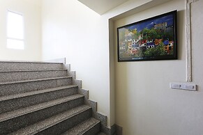 V Place Residence