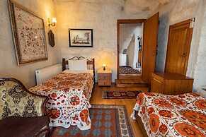 Amber Cave Suites