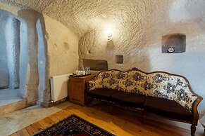 Amber Cave Suites