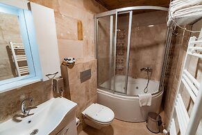 Amber Cave Suites