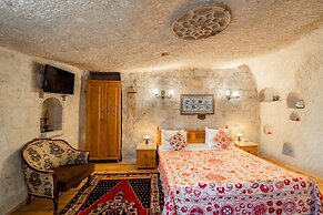 Amber Cave Suites