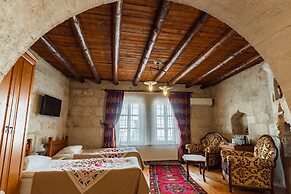 Amber Cave Suites