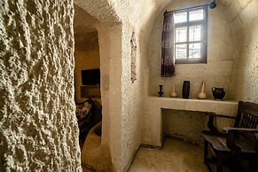 Amber Cave Suites