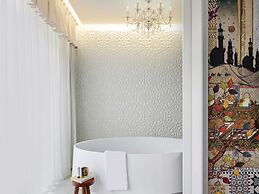 Mondrian Doha