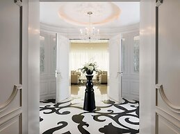 Mondrian Doha