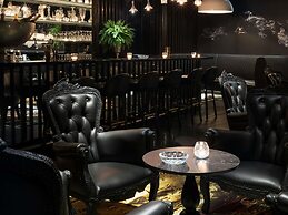 Mondrian Doha