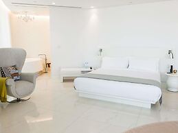 Mondrian Doha
