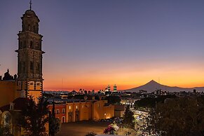Banyan Tree Puebla