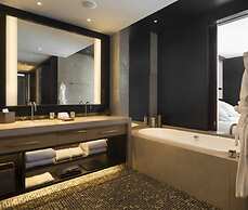 Rosewood Phnom Penh