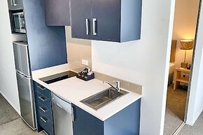 Ramada Suites By Wyndham Albany