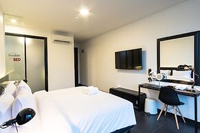 Bed Chiangmai Gate Hotel