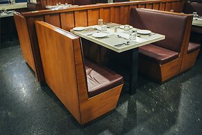Ni Ambaari Suites