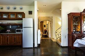 Villa Aurora