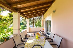 Villa Aurora