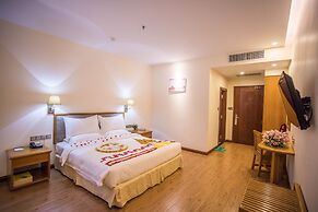 Golden Hotel