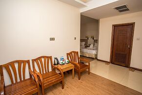 Golden Hotel