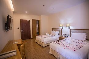 Golden Hotel