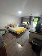 Pinewood Lodge