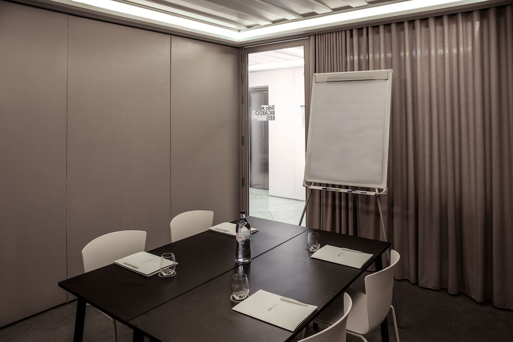 Lisboa Pessoa Hotel