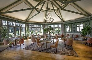 Douneside House