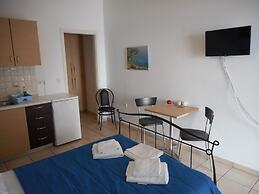 Pantonia Apartments