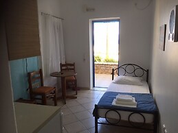 Pantonia Apartments