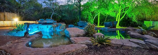 Boulders Safari Lodge